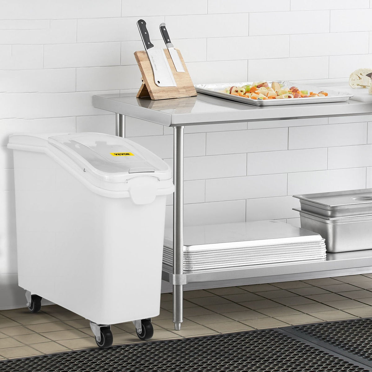 VEVOR 21 Gallon Ingredient Bin with Scoop 400 Cup Ingredient Bin with